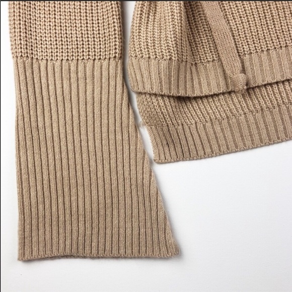 🌸Lace Up Flared Sleeve Sweater - Picture 4 of 6